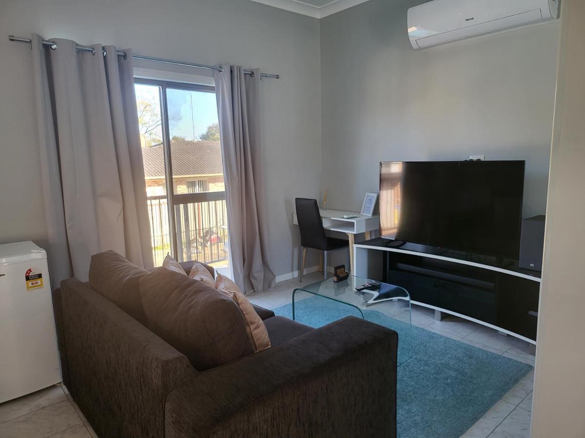 T&V Suites Windsor Dış mekan fotoğraf
