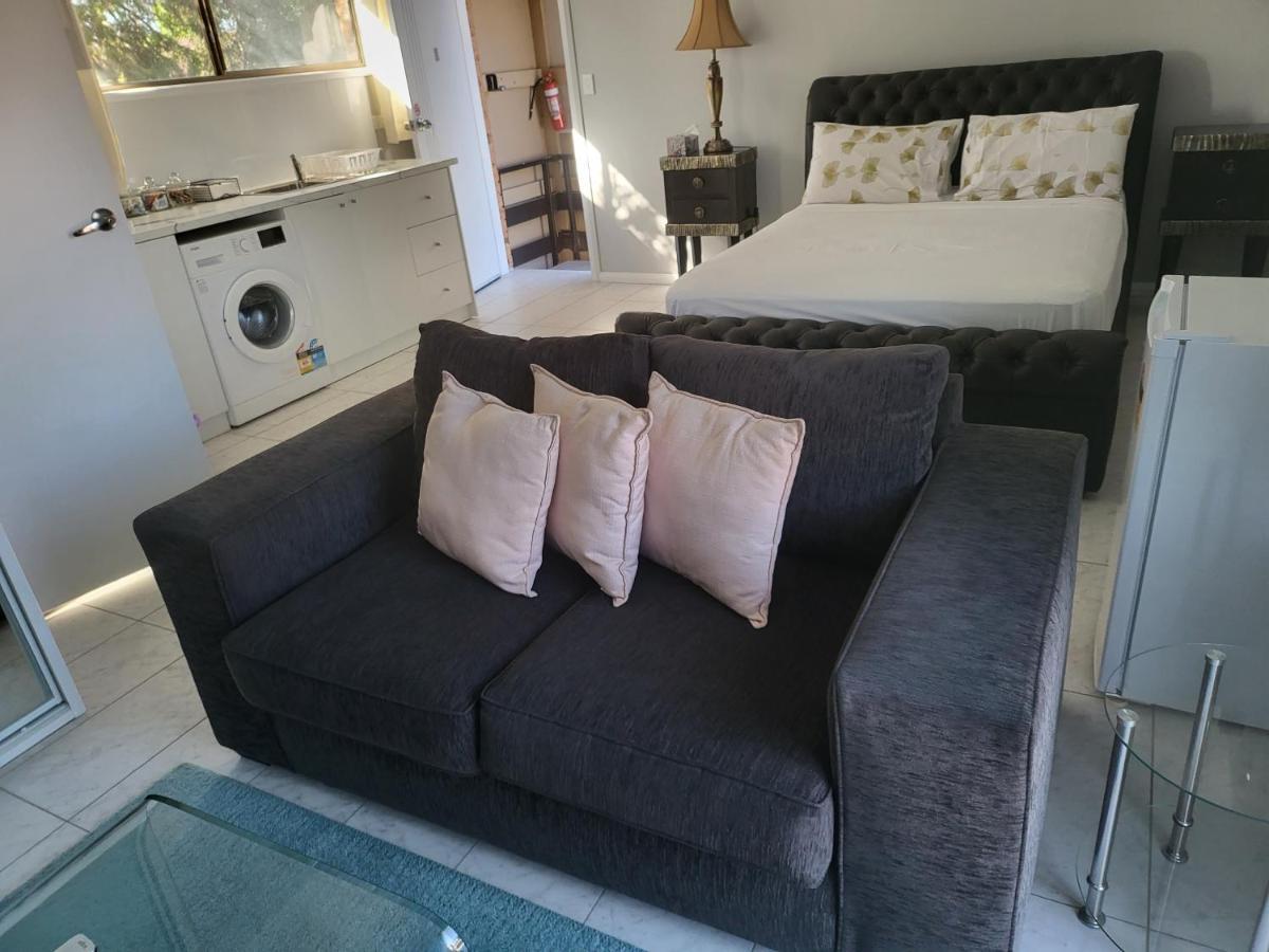 T&V Suites Windsor Dış mekan fotoğraf
